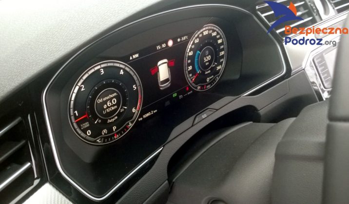 Test VW Passat Variant TDI DSG Radio Bezpieczna Podróż
