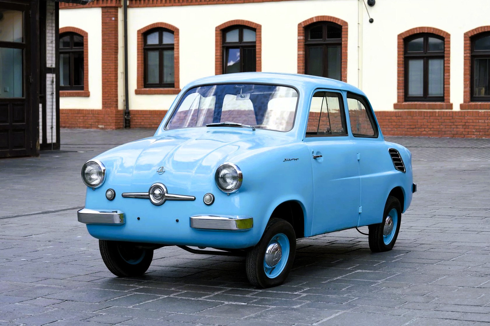 Mały samochód PRL-u – MIKRUS MR – 300
