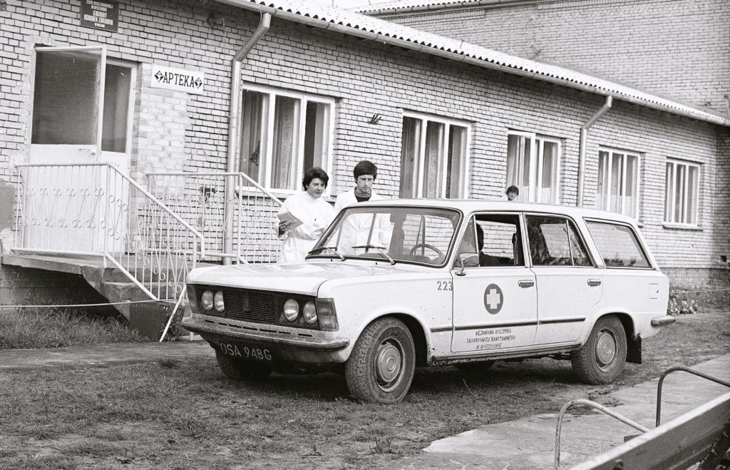 Polski Fiat 125p kombi, tu jako sanitarka