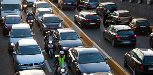 mandat za wyprzedzania