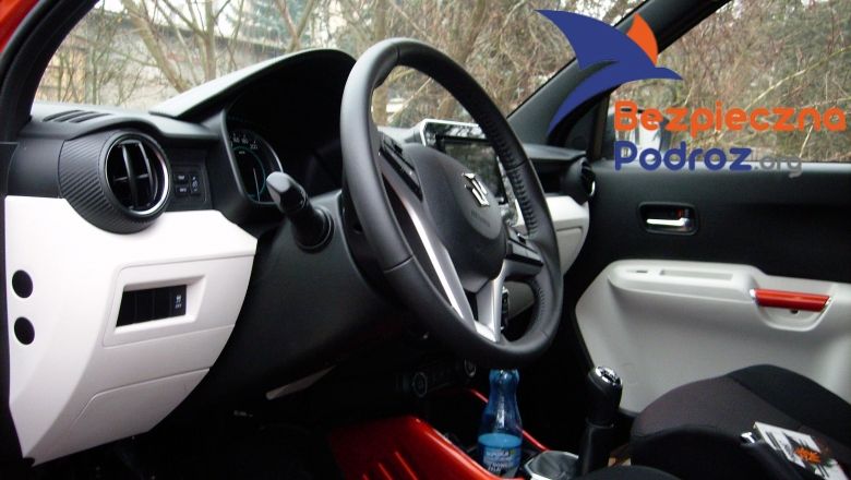 Suzuki Ignis Allgrip Dualjet 4WD od środka