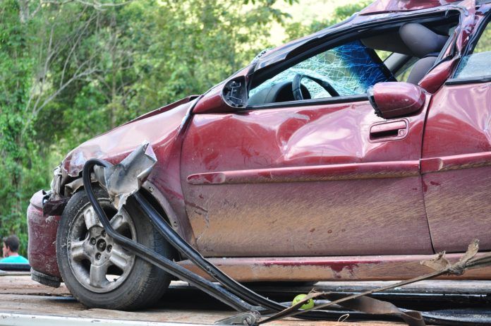 Młodzi kierowcy powodują najwięcej wypadków