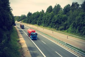 Komisja PE odrzuciła niekorzystny dla polskich przewoźników pakiet mobilności