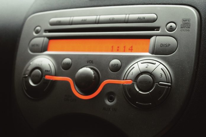 Historia radia samochodowego