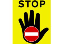 Duża czarna dłoń: jedziesz pod prąd! duża czarna dłoń