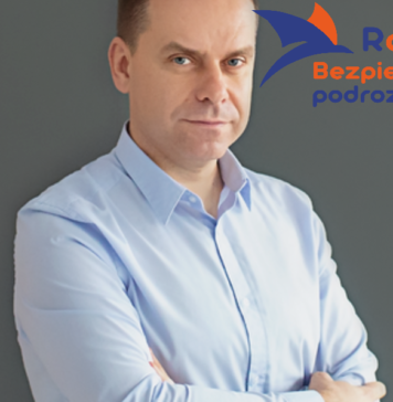 Na zdjęciu Piotr Chmielewski rzecznik urzędu miasta i gminy Góra Kalwaria. Jak Góra Kalwaria wspiera uchodźców?