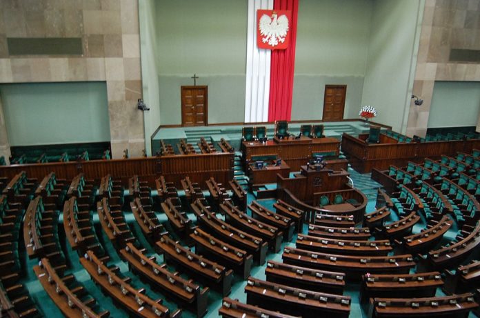 Sejm Rzeczypospolitej- Polskiej. Grzegorz Braun wykluczony z
