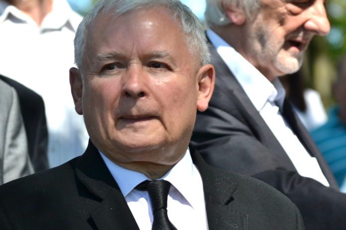 Wystąpienie Kaczyńskiego zakłócone okrzykami -Jarosław Kaczyński
