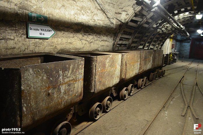 Zabraknie węgla? Polacy zamawiają wprost z kopalni - kopalnia węgla