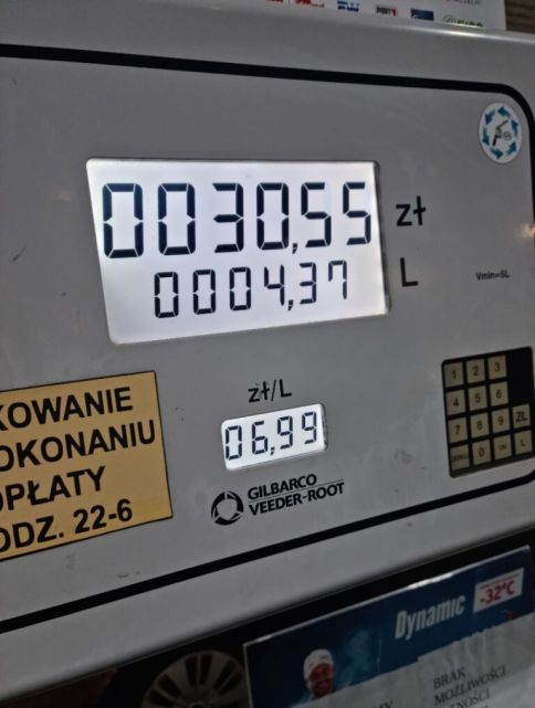 Ceny paliw poniżej 100 USD za baryłkę