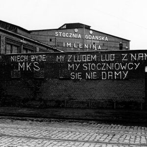 Porozumienia-sierpniowe-1980-i-powstanie-SolidarnosciStrajk_sierpniowy_w_Stoczni_Gdanskiej_im._Lenina_02