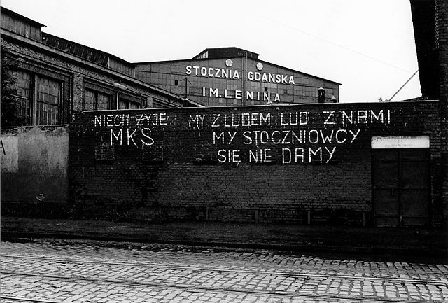 Porozumienia sierpniowe 1980 i powstanie SolidarnościStrajk_sierpniowy_w_Stoczni_Gdańskiej_im._Lenina
