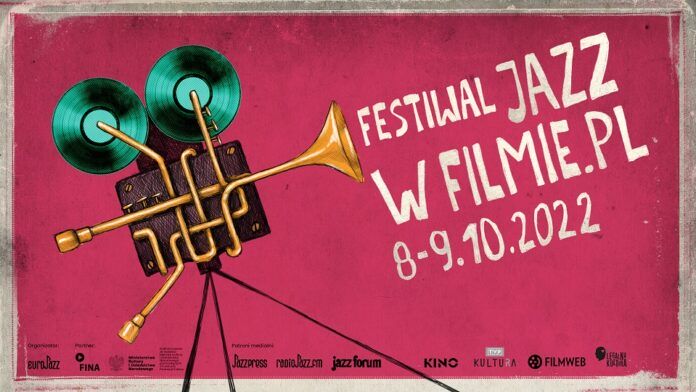 Festiwal JAZZ W FILMIE.PL Poziomy plakat w kolorze różowym, Lewa strona zajęta przez projektor filmowy w którego budowę wpisano trąbkę. Z obiektywu wylewają się słowa informujące o nazwie i terminie festiwalu.