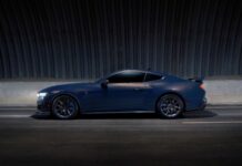 Mustang-Dark-Horse-10