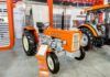 URSUS C-360. Na zdjęciu Targi Agrotech 2017 w Kielcach, na stoisku URSUSA można było podziwiać piękną C-360. Wszystkie traktory w kolorze pomarańczowym.