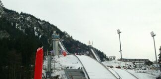 Na zdjęciu skocznia narciarska Półmetek Turnieju Czterech Skoczni