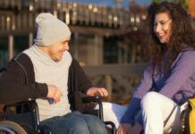 Jak rozmawiać z osobą z niepełnosprawnością?