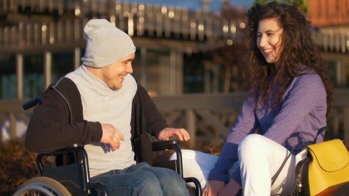 Jak rozmawiać z osobą z niepełnosprawnością?