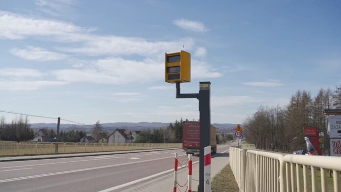 Mniejsza tolerancja fotoradarów - spada z 10 do 5 km/h. Budżet Państwa Was potrzebuje