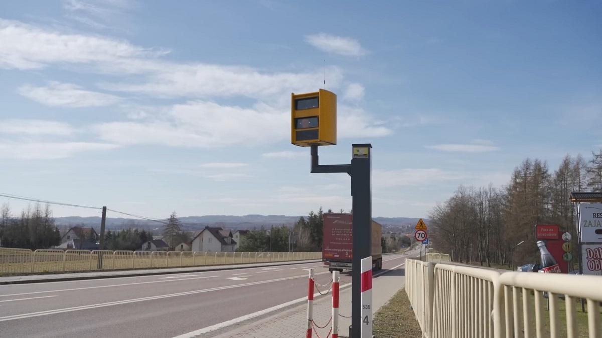 Mniejsza tolerancja fotoradarów – spada z 10 do 5 km/h. Budżet Państwa Was potrzebuje