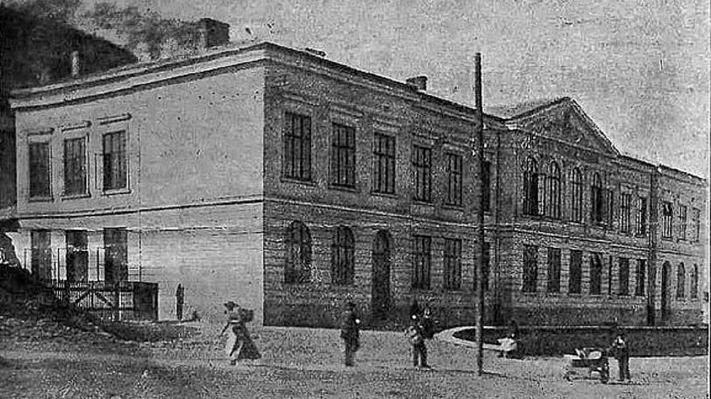 Kraków Podgórze, Nowa Szkoła Ludowa przy ul. Lwowskiej (1904 rok).