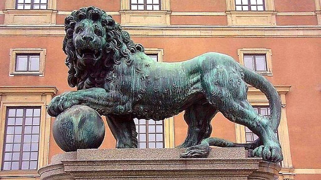 Szwedzi na Zamku w Czersku 2023 - spiżowy lew zrabowany sprzed warszawskiego pałacu Kazanowskich podczas potopu