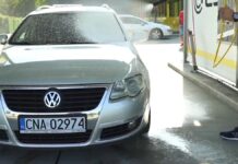 Myjnia samochodowa – którą wybrać? Myjnia bezdotykowa – którą wybrać?