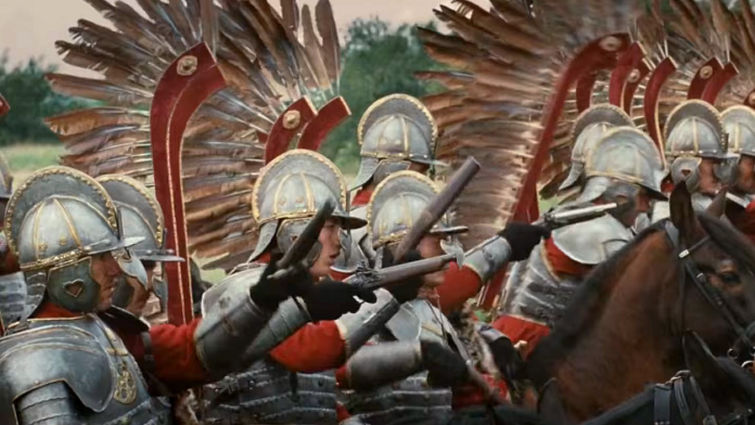 Bitwa pod Wiedniem 1683 - scena z filmu z 2012 roku - polska husaria strzela do Turków