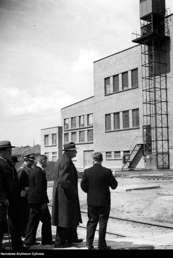 Wizyta prezydenta RP Ignacego Mościckiego w Fabryce Celulozy w Niedomicach - COP - 1938 (foto NAC)