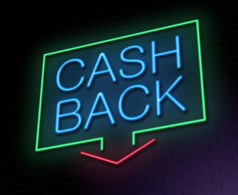 CASHBACK I CASHOUT – CO OZNACZAJĄ, CZYM SIĘ RÓŻNIĄ I JAKIE KORZYŚCI DAJĄ GRACZOM?