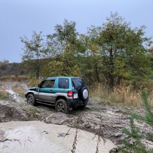 Jura z Duchami Ekipa Piaskownica4x4 pod patronatem medialnym Radio Bezpieczna Podróż samochody w trudnych warunkach terenowych