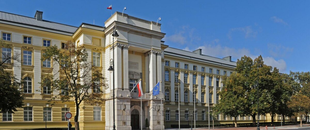 Zmiany w służbach, budźet i Jacek Kurski – zapinamy pasy.