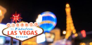 Odkryj magię Las Vegas jak przygotować się do podróży - nasz poradnik w tle Las Vegas