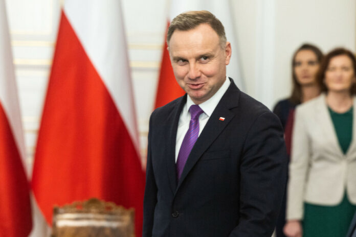 Propozycja resetu konstytucyjnego Krzysztofa Bosaka zyskuje poparcie Prezydenta Dudy