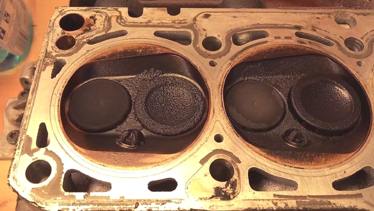 Wydłużone interwały wymiany oleju silnikowego – producenci samochodów nie mówią wszystkiego