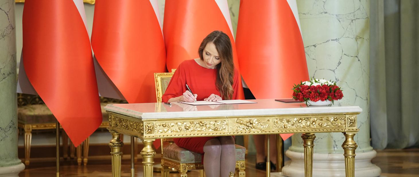 Ministra od Polityki społecznej ma co sprzątać bo jest po kim i jest co!