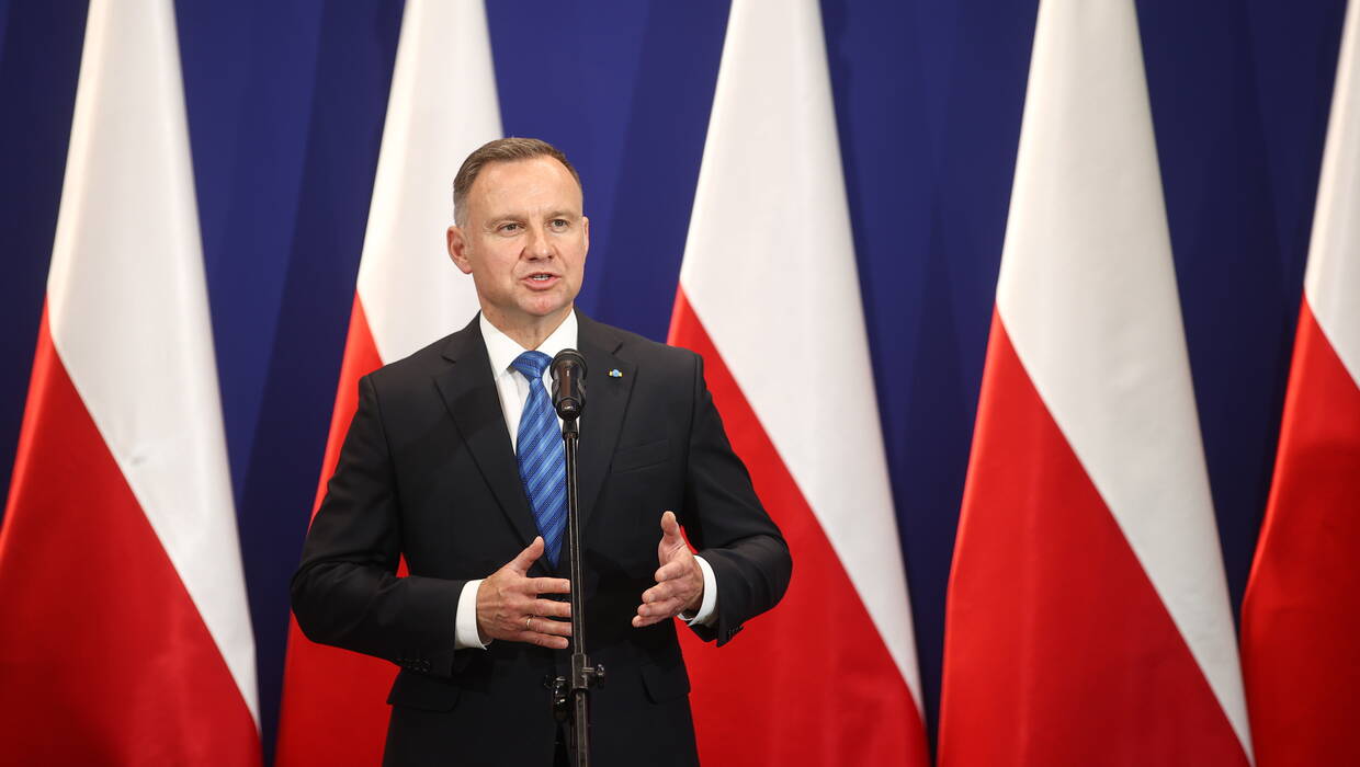 Prezydent podpisał ustawę budżetową, ale skierował ją do TK. Komentarz Donalda Tuska