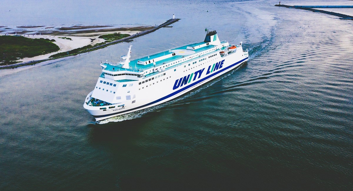 Nowy prom Unity Line, Epsilon, wypłynął w premierowy rejs