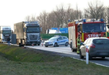 Wypadek na autostradzie A4 w kierunku Wrocławia. Dwie osoby ranne, ogromny korek