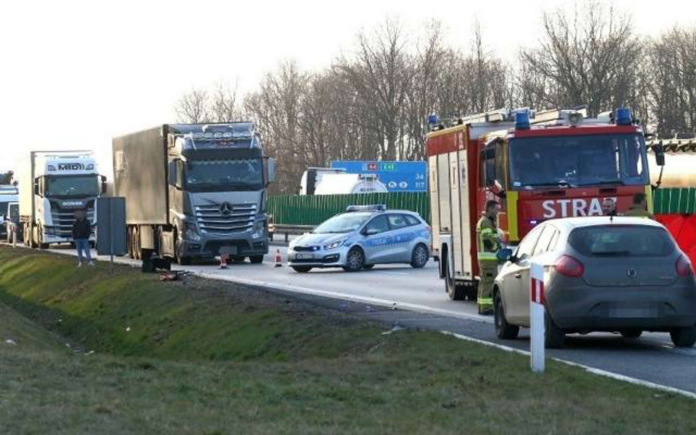 Wypadek na autostradzie A4 w kierunku Wrocławia. Dwie osoby ranne, ogromny korek