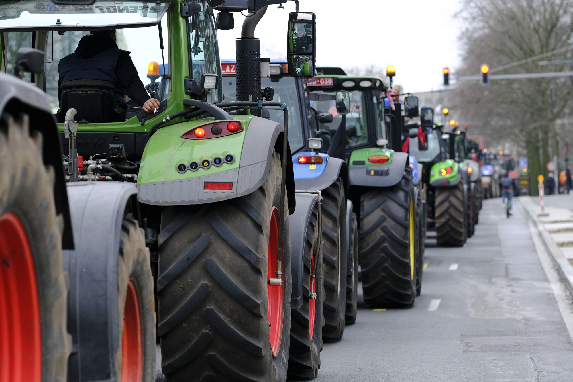 Paraliż w Długi Weekend Listopadowy – Rolnicy Planują Ogólnopolską Akcję przeciw Mercosur