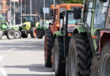 Protest Rolników na Węźle Wiskitki: Utrudnienia na A2 i DK50