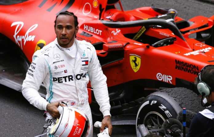 Lewis Hamilton przechodzi do Ferrari