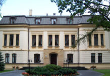 Reset w TK? Gmach Trybunału Konstytucyjnego w Warszawie FOTO Autorstwa Jurij Praca własna