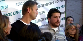 Leonid Wołkow został zaatakowany przed swoim domem w Wilnie. Na zdjęciu Aleksiej Nawalny i Leonid Wołkow