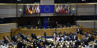 Unia Europejska nie chce sankcji na żywność z Rosji. Sala Plenarna Parlamentu Europejskiego