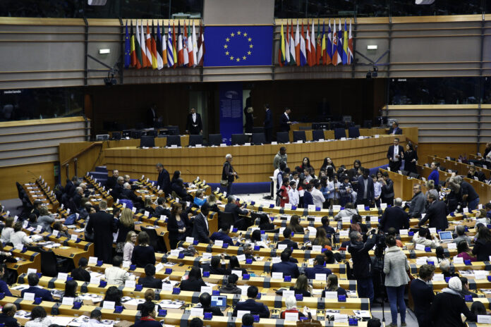 Unia Europejska nie chce sankcji na żywność z Rosji. Sala Plenarna Parlamentu Europejskiego