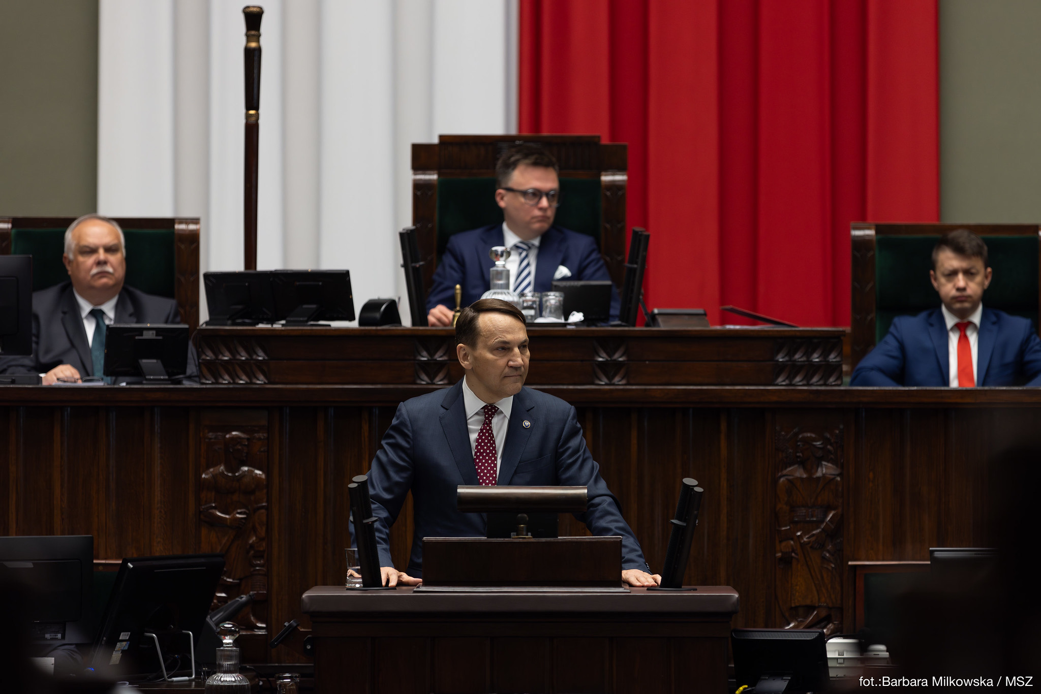 10 posiedzenie Sejmu. Na tapecie polityka zagraniczna. Sikorski wygłosi exposé