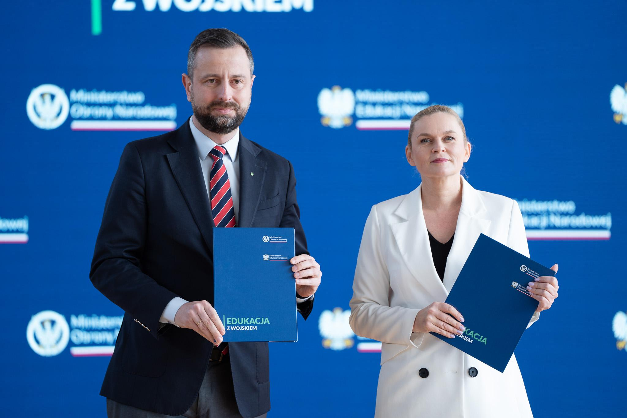 Wojsko wkracza do szkół! Rusza program “Edukacja z wojskiem”