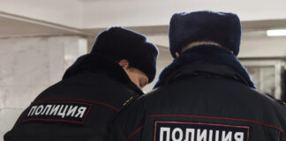 Rosyjska policja brutalnie potraktowała rodzinę kirgiskiego dyplomaty